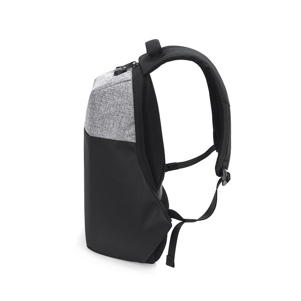 diebstahlsicherer-rucksack-mit-usb-und-fach-fur-tablet-und-laptop-145949